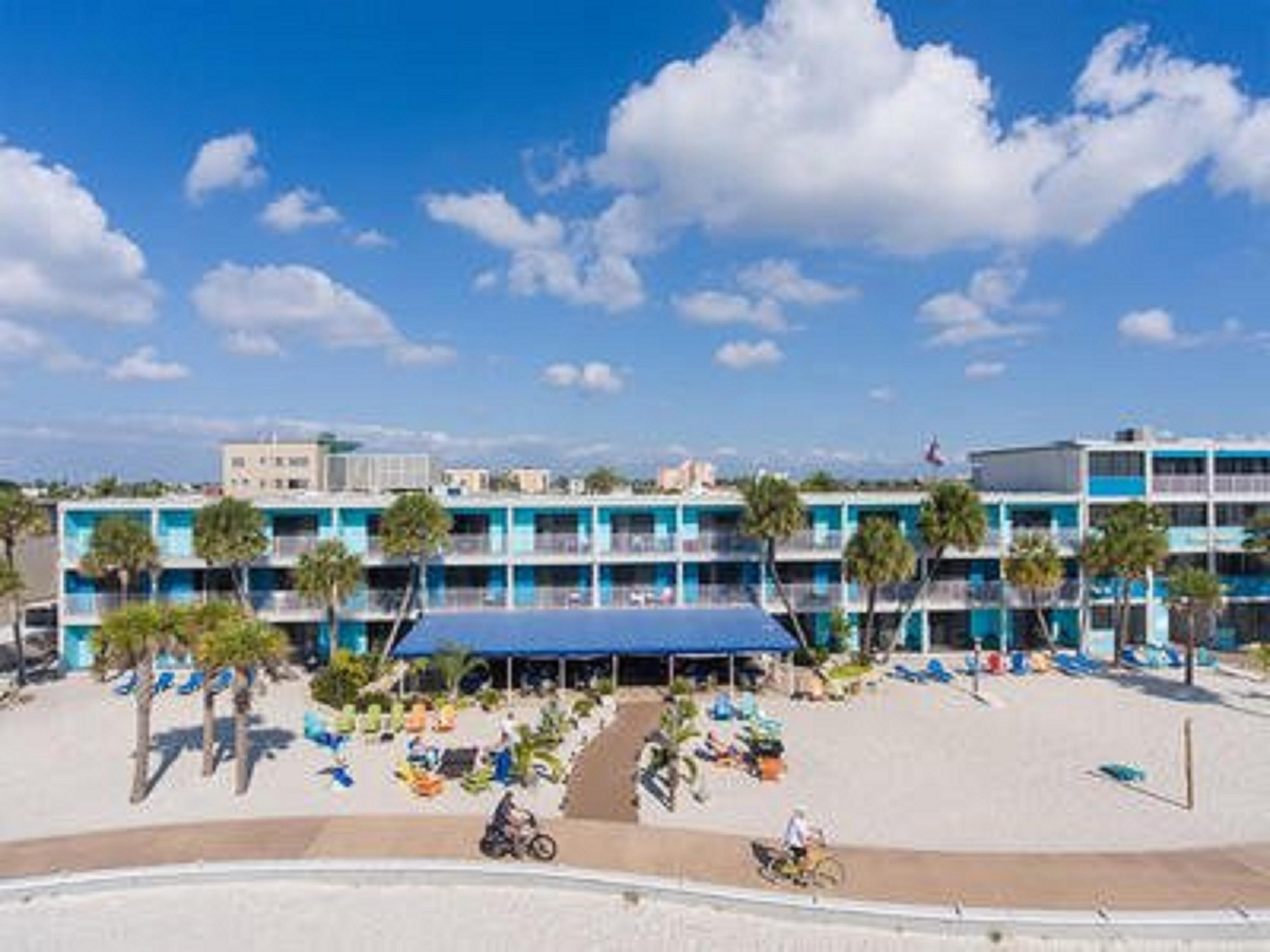 Bilmar Beach Resort St. Pete Beach Bagian luar foto