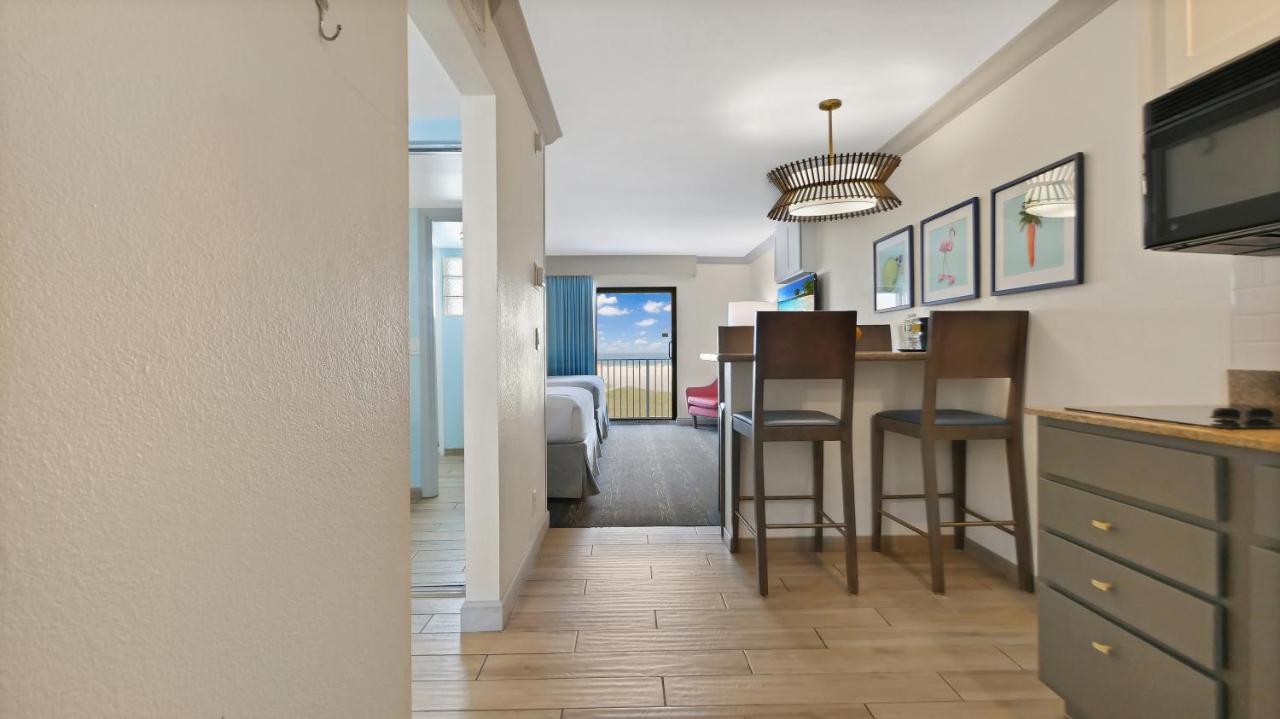 Bilmar Beach Resort St. Pete Beach Bagian luar foto