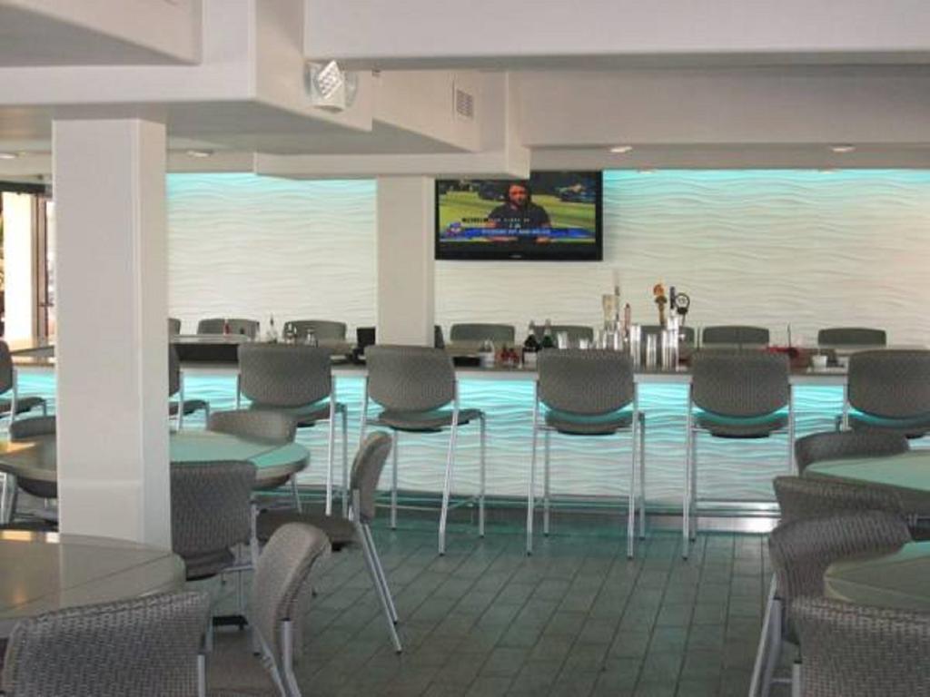 Bilmar Beach Resort St. Pete Beach Bagian luar foto
